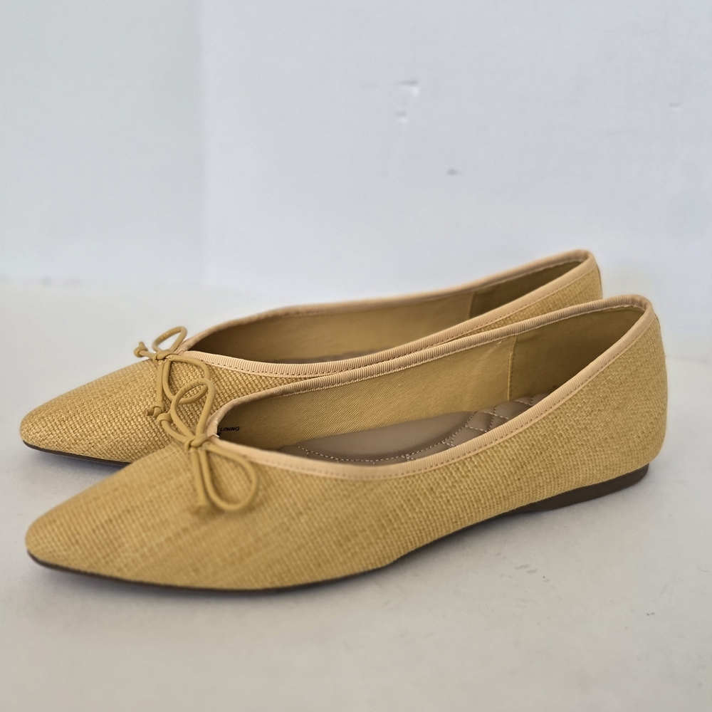 NWOB! Birdies Women's Butter Yellow Raffia Flats with Bow Detail - Picture 5 of 12